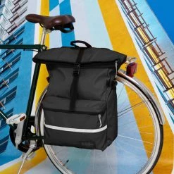 Sacoches Vélo EASTPAK MACLO BIKE TARP BLACK 22 Noir 11 Sacoches Vélo EASTPAK MACLO BIKE TARP BLACK 22 Noir -Equipement vélo Soldes 9 100257 maclo bike tarp black ek0a5bd4 o13 04