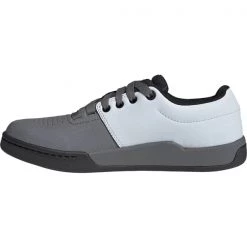 Chaussures Vtt FIVE TEN FREERIDER PRO GREY/CLOUD WHITE/HALO BLUE 22 Gris -Equipement vélo Soldes 9 100373 freerider pro grey cloud white halo blue fw2824 04
