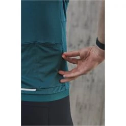 Maillots Vélo POC MUSE JERSEY DIOPTASE BLUE 22 Vert 11 Maillots Vélo POC MUSE JERSEY DIOPTASE BLUE 22 Vert -Equipement vélo Soldes 9 106765 muse jersey dioptase blue 52326 1653 05