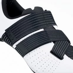 Chaussures Vélo Route FIZIK TEMPO POWERSTRAP R5 WHITE/BLACK 22 Blanc / Noir -Equipement vélo Soldes 9 107977 tempo powerstrap r5 white black tpr5pspu2 2010 03