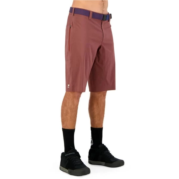 Shorts Vélo MONS ROYALE MENS VIRAGE BIKE SHORTS LOGO DARK CHOCOLATE 22 Rouge 6 Shorts Vélo MONS ROYALE MENS VIRAGE BIKE SHORTS LOGO DARK CHOCOLATE 22 Rouge – Image 4