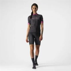 Maillots Vélo CASTELLI GRADIENT JERSEY W BLACK 22 Noir / Rose 13 Maillots Vélo CASTELLI GRADIENT JERSEY W BLACK 22 Noir / Rose -Equipement vélo Soldes 9 108389 gradient noir 4521050 085 07
