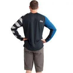 Maillots Vélo DAKINE THRILLIUM CARSON STORCH COLAB L/S JERSEY BLACK 22 Noir / Blanc / Bleu -Equipement vélo Soldes 9 108509 thrillium carson storch colab l s jersey black dka348m0016 blk 03