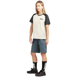 Maillots Vélo DAKINE WOMEN'S SYNCLINE S/S JERSEY SURF WHITE 22 Blanc / Noir 12 Maillots Vélo DAKINE WOMEN'S SYNCLINE S/S JERSEY SURF WHITE 22 Blanc / Noir -Equipement vélo Soldes 9 108529 women s syncline s s jersey surf white dka348w0011 sur 05