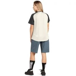 Maillots Vélo DAKINE WOMEN'S SYNCLINE S/S JERSEY SURF WHITE 22 Blanc / Noir 13 Maillots Vélo DAKINE WOMEN'S SYNCLINE S/S JERSEY SURF WHITE 22 Blanc / Noir -Equipement vélo Soldes 9 108529 women s syncline s s jersey surf white dka348w0011 sur 06