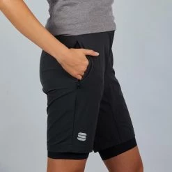 Shorts Vélo SPORTFUL GIARA W OVERSHORT BLACK 21 Noir 7 Shorts Vélo SPORTFUL GIARA W OVERSHORT BLACK 21 Noir -Equipement vélo Soldes 9 88331 1102025 002 03