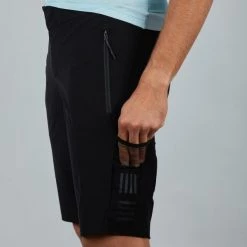 Shorts Vélo SPORTFUL SUPERGIARA OVERSHORT SHORT BLACK 21 Noir -Equipement vélo Soldes 9 88332 1120507 002 04