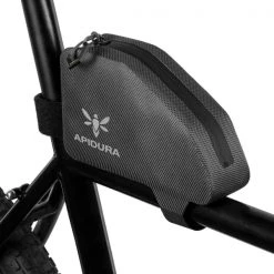 Sacoches Vélo APIDURA EXPEDITION TOP TUBE PACK BLACK 0.5L 22 Gris 12 Sacoches Vélo APIDURA EXPEDITION TOP TUBE PACK BLACK 0.5L 22 Gris -Equipement vélo Soldes 9 91342 tws000 05