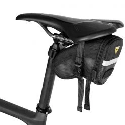 Sacoches Vélo TOPEAK AERO WEDGE PACK (STRAPS) SMALL 21 Noir -Equipement vélo Soldes 9 94597 topeak aero wedge pack straps small to5104 03