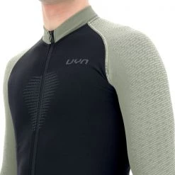 Maillots Vélo UYN MAN BIKING GRANFONDO OW SHIRT LONG SL BLACKBOARD/VETIVER 22 Vert / Noir -Equipement vélo Soldes 9 97587 man biking granfondo ow shirt long sl blackboard vetiver o102073 b823 05