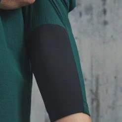 Vestes Vélo POC M'S MANTLE THERMAL HOODIE MOLDANITE GREEN 22 Vert -Equipement vélo Soldes 9 97620 m s mantle thermal hoodie moldanite green 52758 1442 06