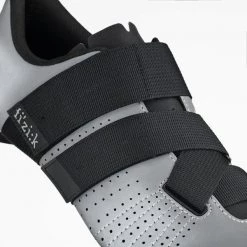 Chaussures Vélo Route FIZIK TEMPO POWERSTRAP R5 REFLECTIVE GREY/BLACK 22 Gris -Equipement vélo Soldes 9 98863 tempo r5 powerstrap reflective grey black tpr5psre1 7410 04